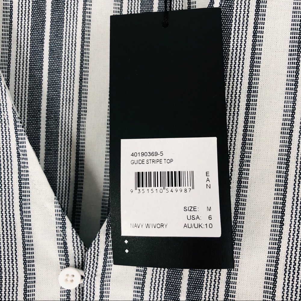 The Fifth Label Crop Long Sleeve Front Tie Top - Picture 6 of 10
